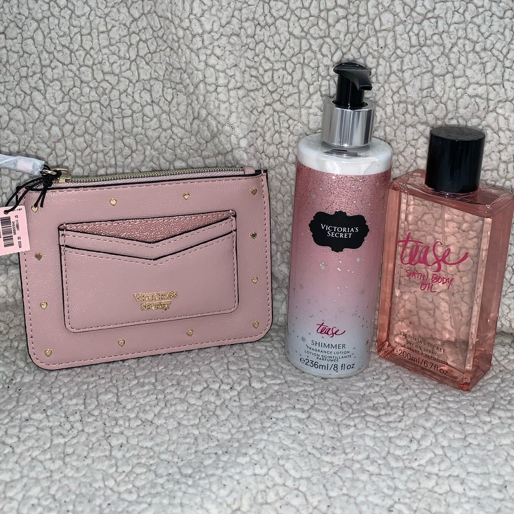 Bundle VS beauty and accessory